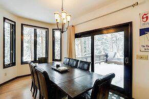 Hot Tub & Ski Shuttle: Forested Breckenridge Home!