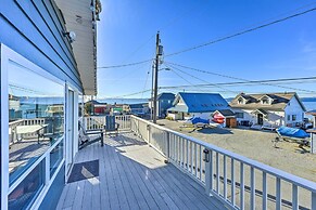 Mckees Beach House w/ Ocean Views, Hot Tub!