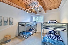 Mckees Beach House w/ Ocean Views, Hot Tub!