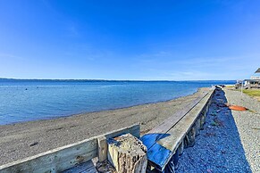 Mckees Beach House w/ Ocean Views, Hot Tub!