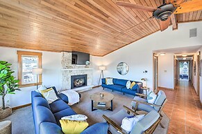 Mckees Beach House w/ Ocean Views, Hot Tub!