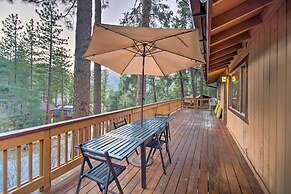 Peaceful & Idyllic Forest Cabin w/ Pool Table