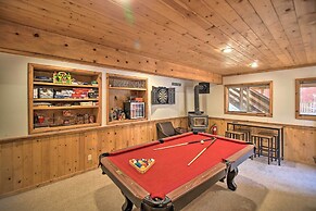 Peaceful & Idyllic Forest Cabin w/ Pool Table