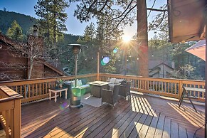 Peaceful & Idyllic Forest Cabin w/ Pool Table