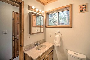 Peaceful & Idyllic Forest Cabin w/ Pool Table