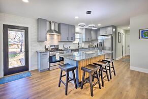 Chic Bentonville Home ~ 1 Mi From Downtown!