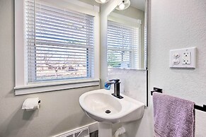 Chic Bentonville Home ~ 1 Mi From Downtown!