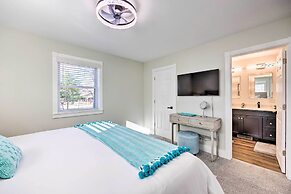 Chic Bentonville Home ~ 1 Mi From Downtown!