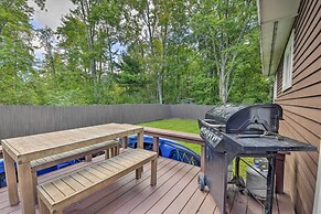 Cozy Lake Champlain Cottage w/ Private Beach!