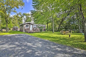 Cozy Lake Champlain Cottage w/ Private Beach!