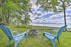 Cozy Lake Champlain Cottage w/ Private Beach!