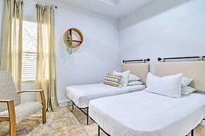 Indianapolis Vacation Home: 3 Mi to Dtwn!