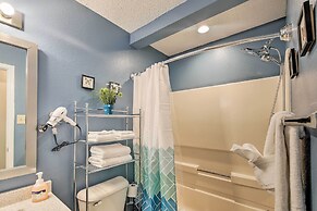 Lafayette House - 7 Mi. to Purdue & Downtown!