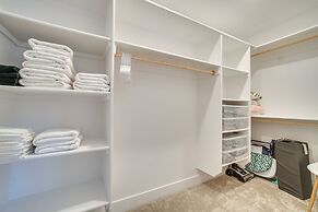 New Meadows Golf Resort Vacation Rental w/ Hot Tub