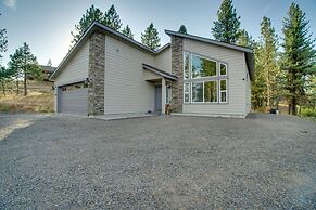 New Meadows Golf Resort Vacation Rental w/ Hot Tub