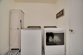 New Meadows Golf Resort Vacation Rental w/ Hot Tub