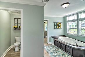 Lakeview Edgemont Escape w/ Fire Pit + Grill!