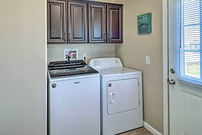 Lakeview Edgemont Escape w/ Fire Pit + Grill!