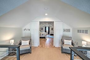 Newly Built Gilletts Lake Gem: Dock & Hot Tub