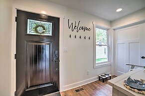 Newly Built Gilletts Lake Gem: Dock & Hot Tub