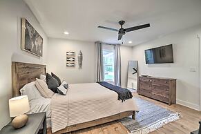 Newly Built Gilletts Lake Gem: Dock & Hot Tub