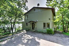 Waupaca Lakefront Home w/ Pool Table & Dock!