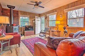 8 Acres & Private Decks: Little Switzerland Escape