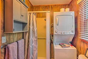 8 Acres & Private Decks: Little Switzerland Escape