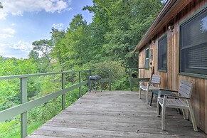 8 Acres & Private Decks: Little Switzerland Escape
