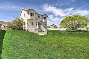 Mtn-view Home: Across From Lake + 30 Mi to Skiing!