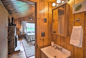 Lovely Lake Huron Getaway: Beach Access & Kayaks!