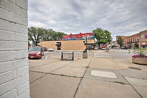 Modern Yankton Apartment Near Riverside Park!