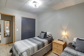 Modern Yankton Apartment Near Riverside Park!