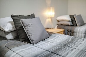 Modern Yankton Apartment Near Riverside Park!