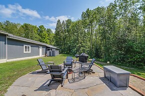 Quiet Lakefront Grand Rapids Cabin on 5 Acres