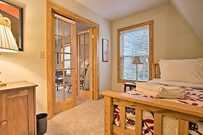 North Carolina Abode - Hot Tub, Foosball & Grill!