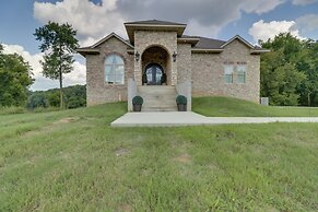 Riverfront Mountain Home: 1/4 Mi to Boat Launch