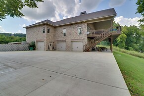 Riverfront Mountain Home: 1/4 Mi to Boat Launch