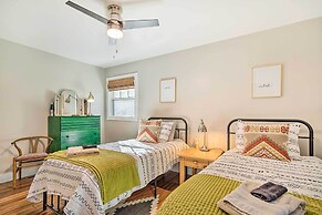 Peaceful Brevard Mountain Cabin: Hike, Golf & Swim