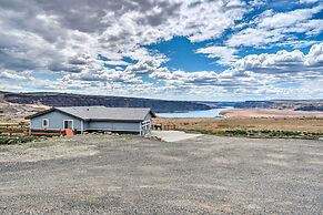 Quincy Home on Lavender Farm w/ River Views!