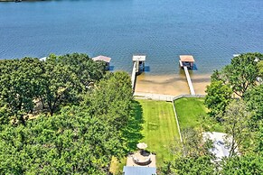 Cedar Creek Reservoir Home w/ Private Dock!