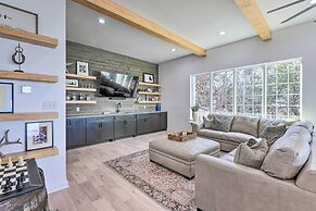 Luxury Lake Granbury Cliffside Home w/ Deck!