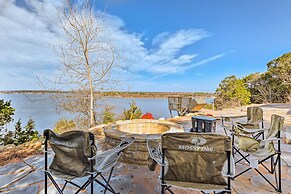 Luxury Lake Granbury Cliffside Home w/ Deck!