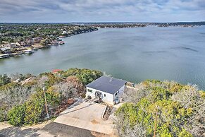 Luxury Lake Granbury Cliffside Home w/ Deck!