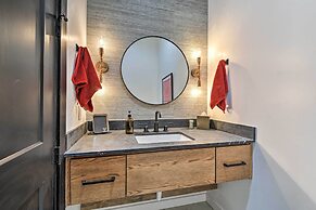 Luxury Lake Granbury Cliffside Home w/ Deck!