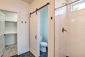 Picturesque Moses Lake House w/ Boating Dock