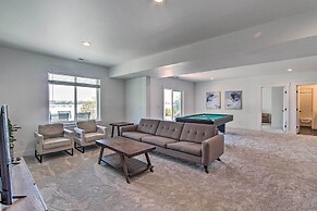 Picturesque Moses Lake House w/ Boating Dock