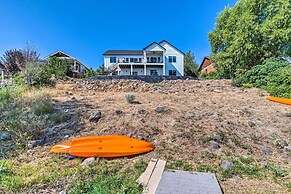 Picturesque Moses Lake House w/ Boating Dock