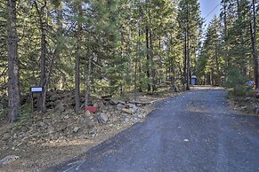 Secluded Butte Meadows Cabin w/ Deck & Grill!