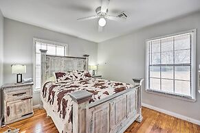 Pet-friendly Cabin Rental Retreat!